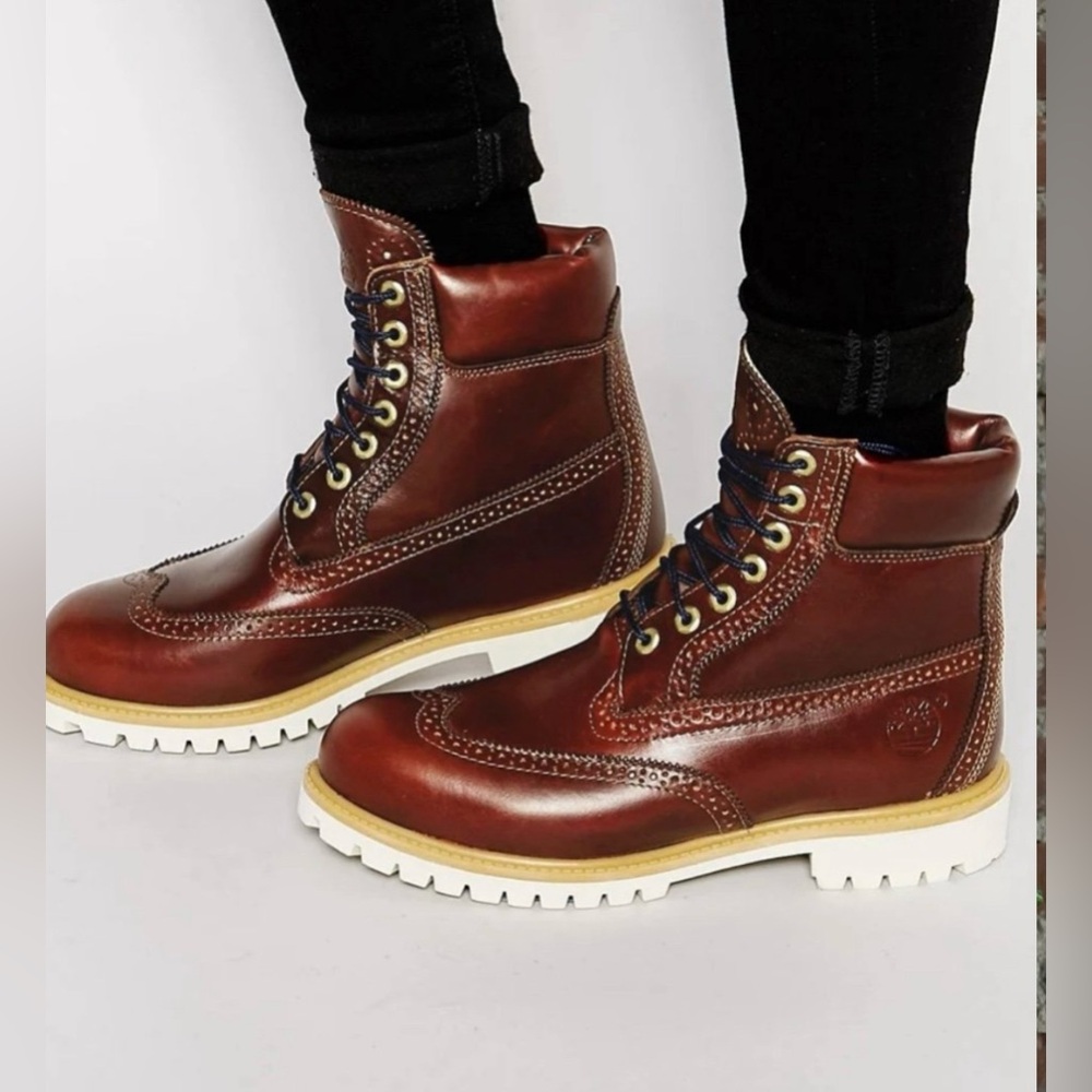 RARE TIMBERLAND BROGUE BROWN WITH BOX.